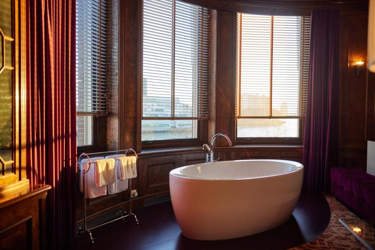 New York By Westcord Hotel 4*